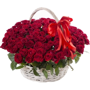 Basket  red roses