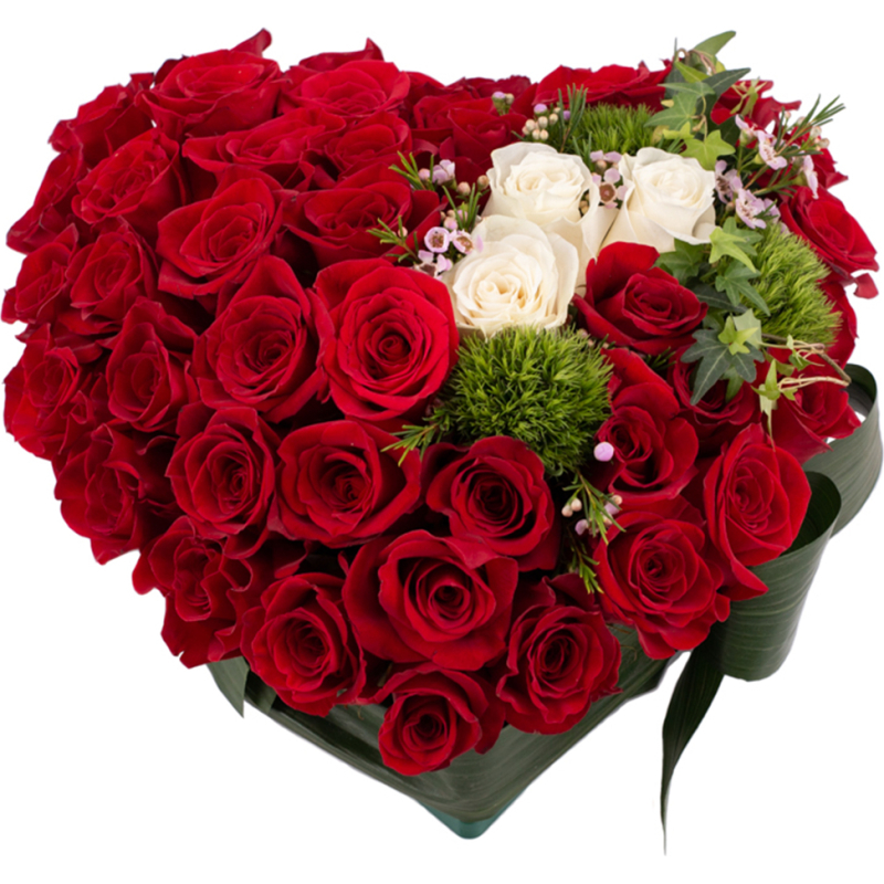 aranjament-floral-inima-din-trandafiri-5d09104eaf73a