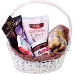 Basket of sweets (Delicious)